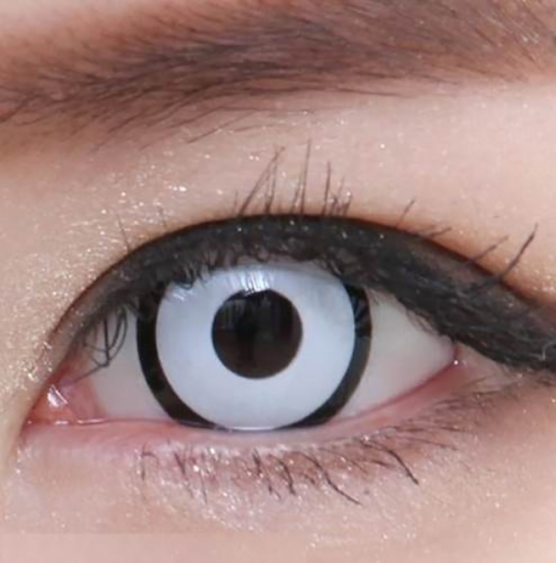 Lentes blancos con aros gruesos